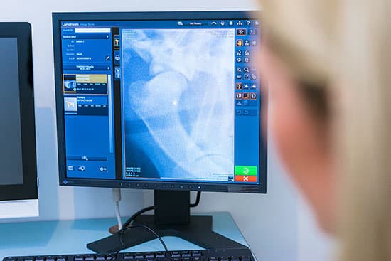 Tierarzt Besserer: Bildgebende Diagnostik - Befundung