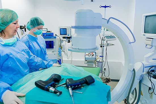 Tierarzt Besserer: Bildgebende Diagnostik - C-Bogen Röntgen